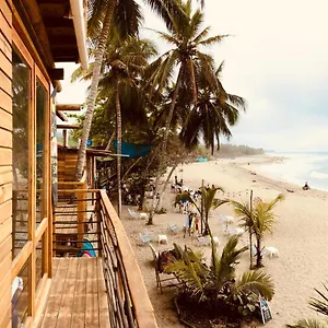 Hostal Mendihuaca Surf Camp 
